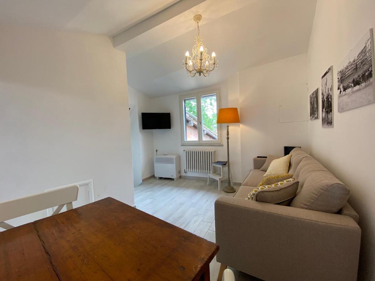 Casa Arianna Apartment เซียนา ภายนอก รูปภาพ